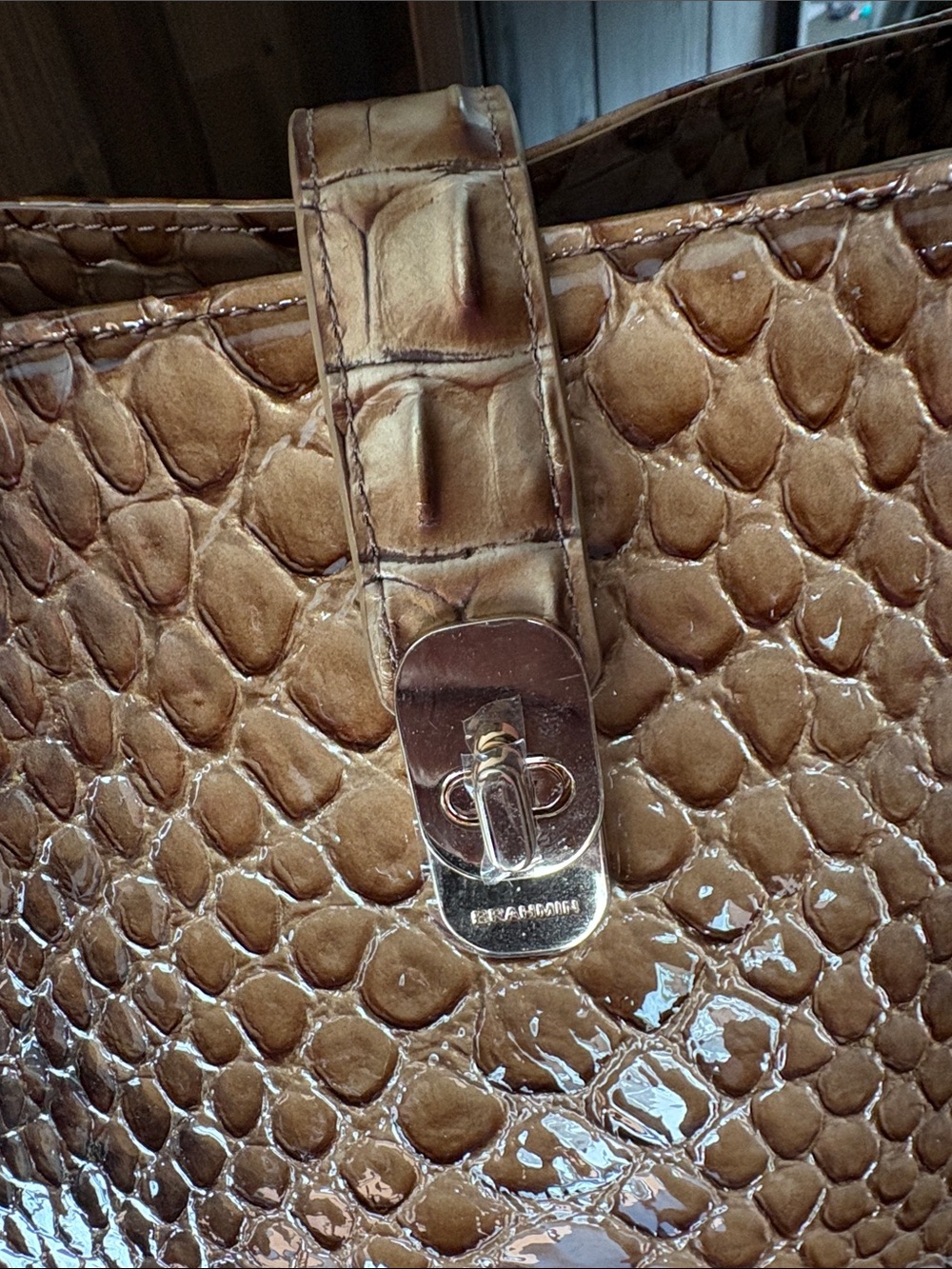 🔥 🔥 🔥 Brahmin Cognac Python-Embossed NWT Shoulder Bag - Picture 3 of 14